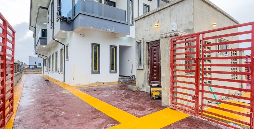 luxury 4 bedroom semi detached duplex for sale